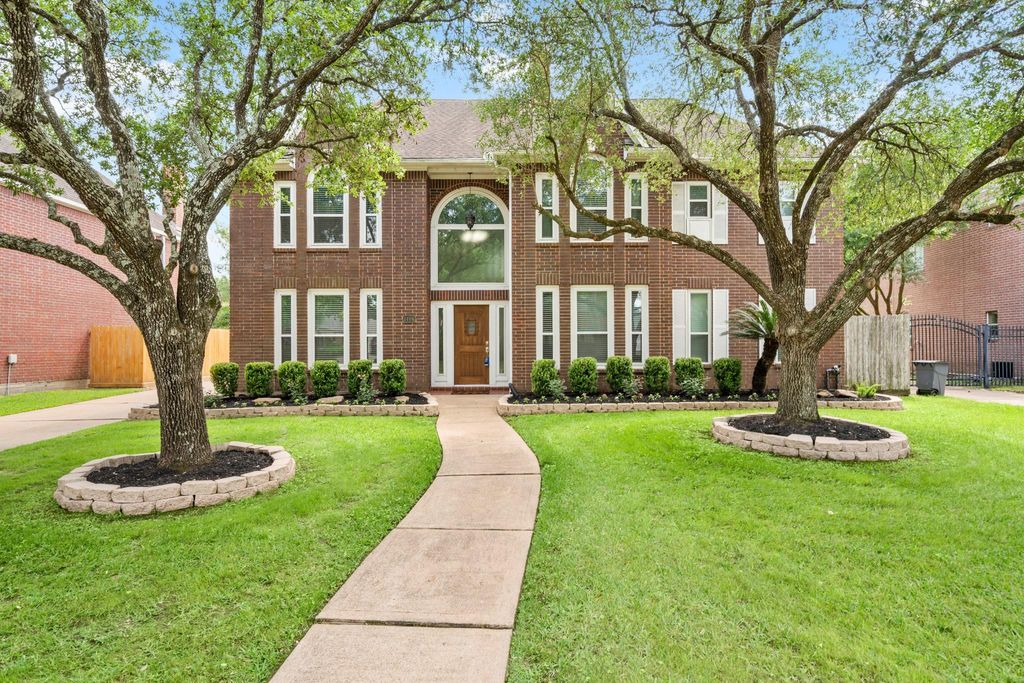 Photo of 1406 Pambrooke Lane, Houston, TX 77094 (MLS # 10190048)