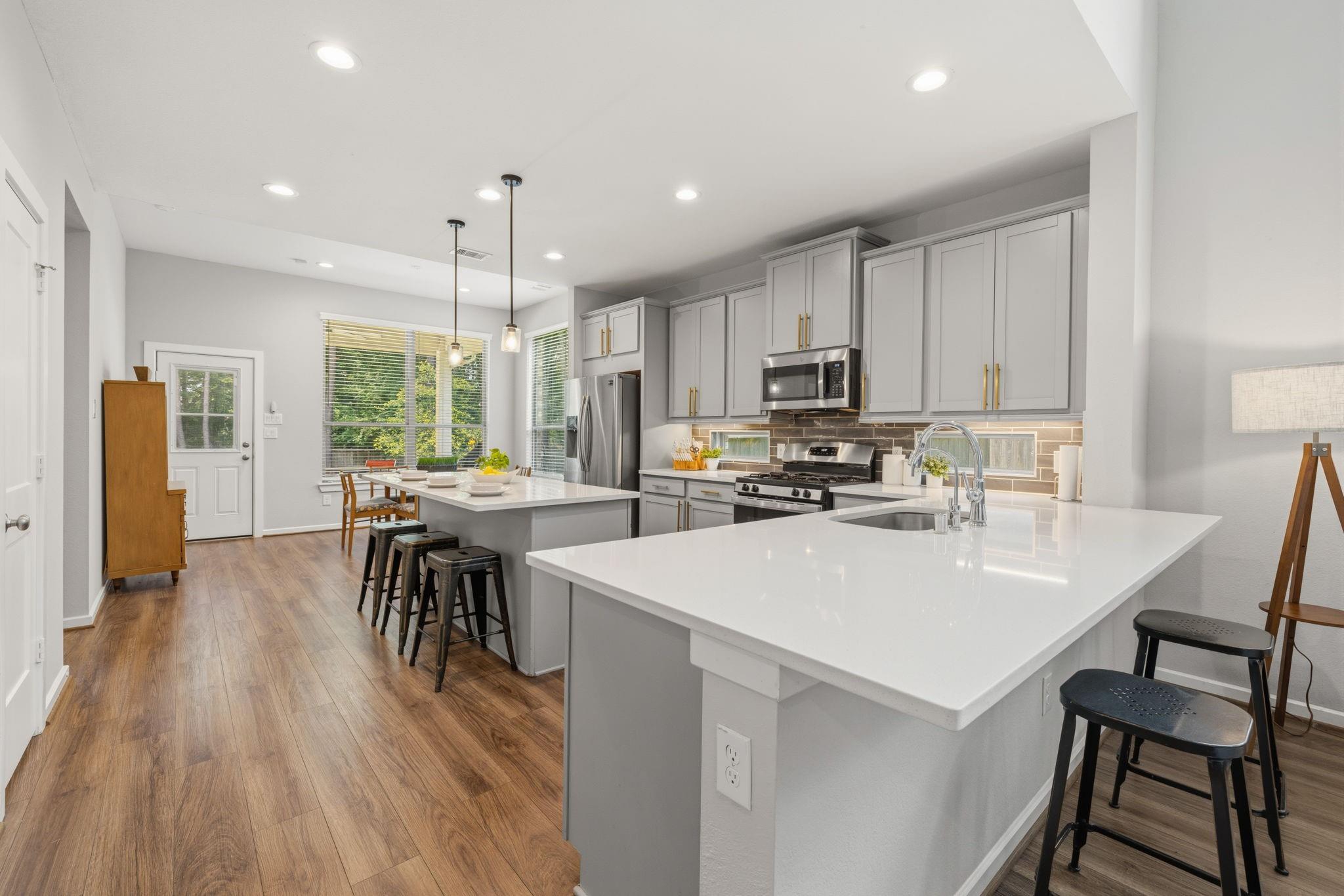 421 Rise Lane