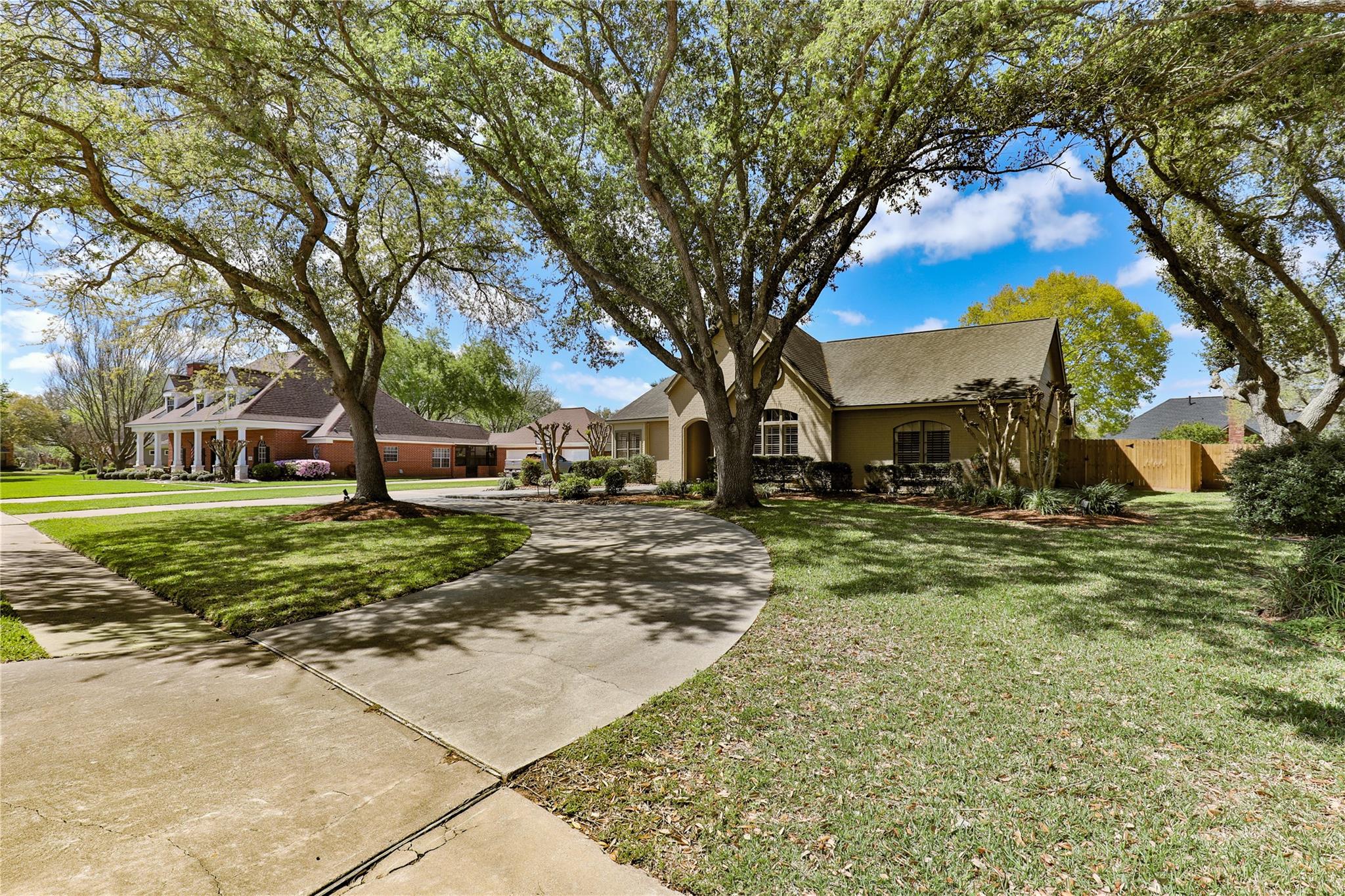 105 Paint Brush Street