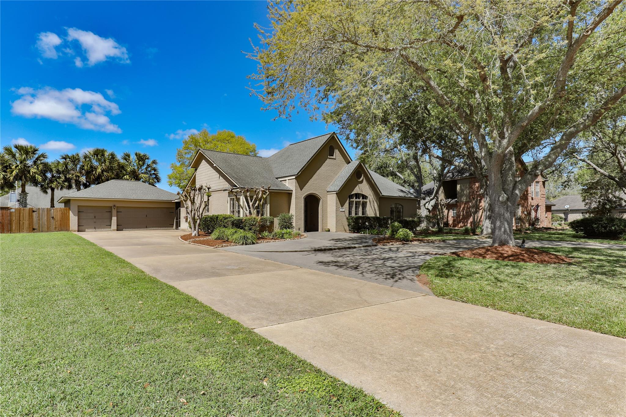 105 Paint Brush Street