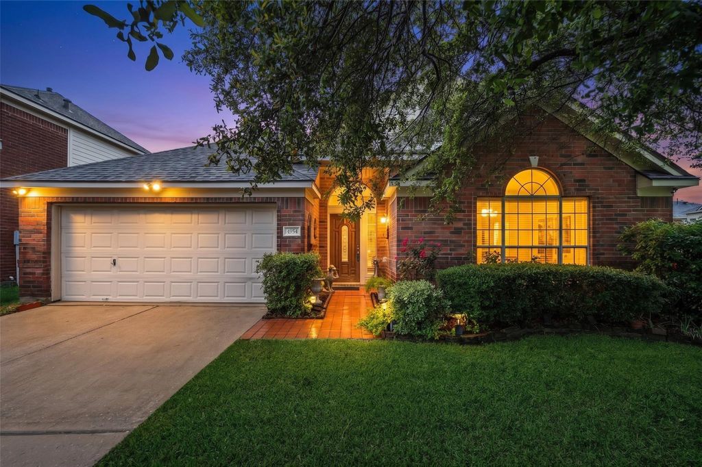 Photo of 4954 Winding Timbers Circle, Humble, TX 77346 (MLS # 21413000)