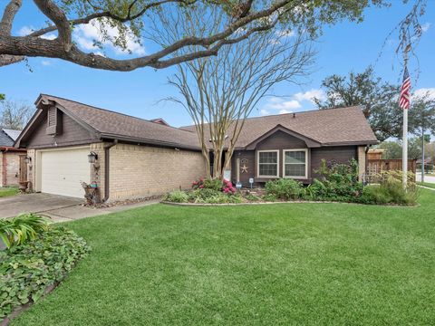 Photo of 7735 Leafbrook Lane, Spring, TX 77379 (MLS # 12828190)