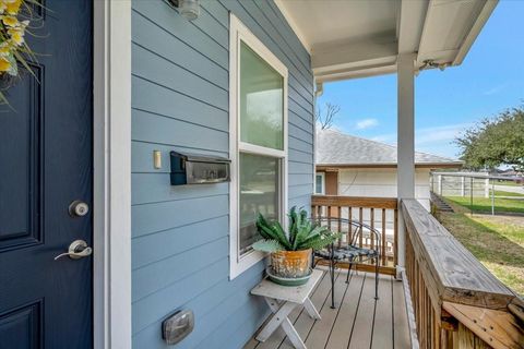 Homes For Sale - 12118 Dumas Street<br/> Houston, TX 77034