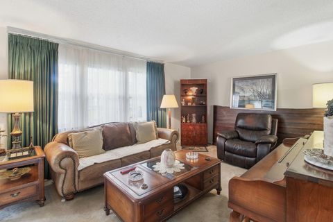 Tiny photo for 2266 Triway Lane #120, Houston, TX 77043 (MLS # 25501099)