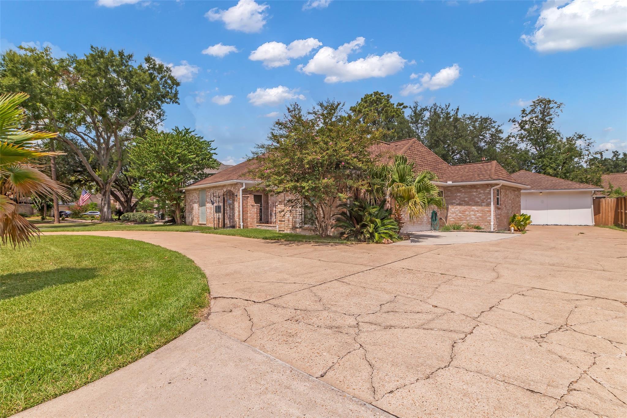 1619 Fall Valley Drive