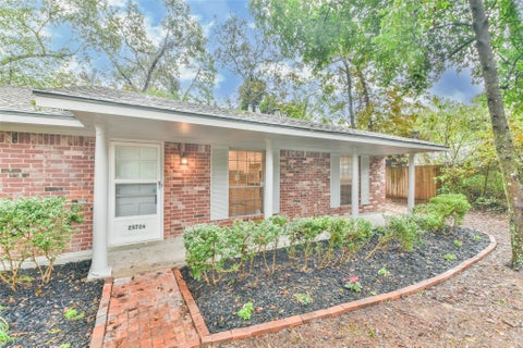 Photo of 25726 Timber Lakes Drive, Spring, TX 77380 (MLS # 76994975)