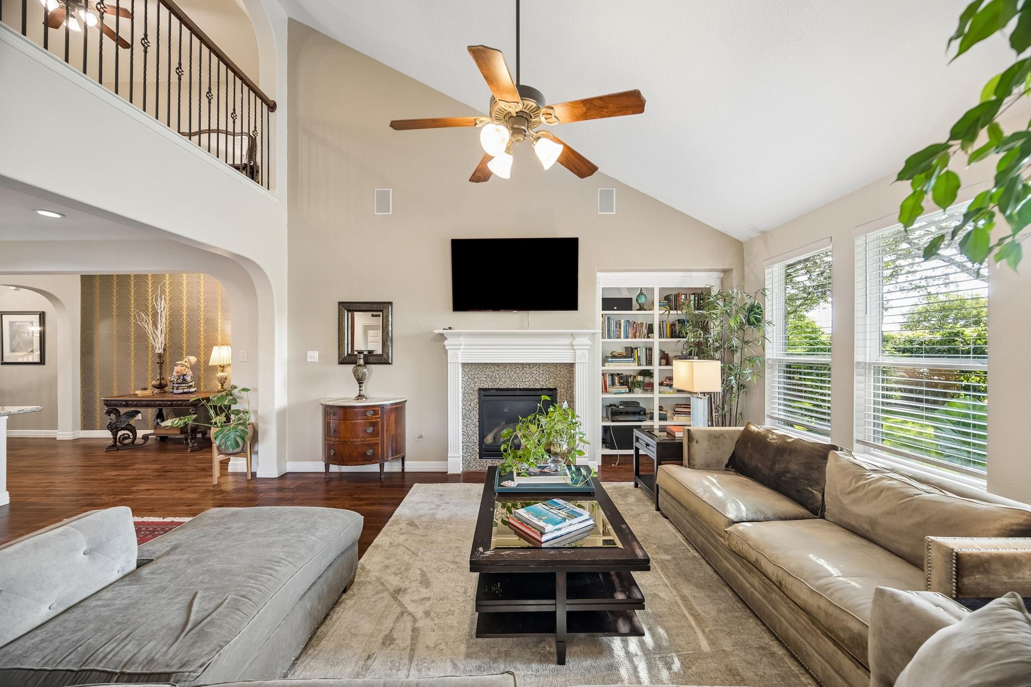 3102 London Lane