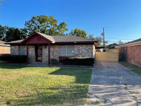 8826 Klondike Street Houston TX 77075
