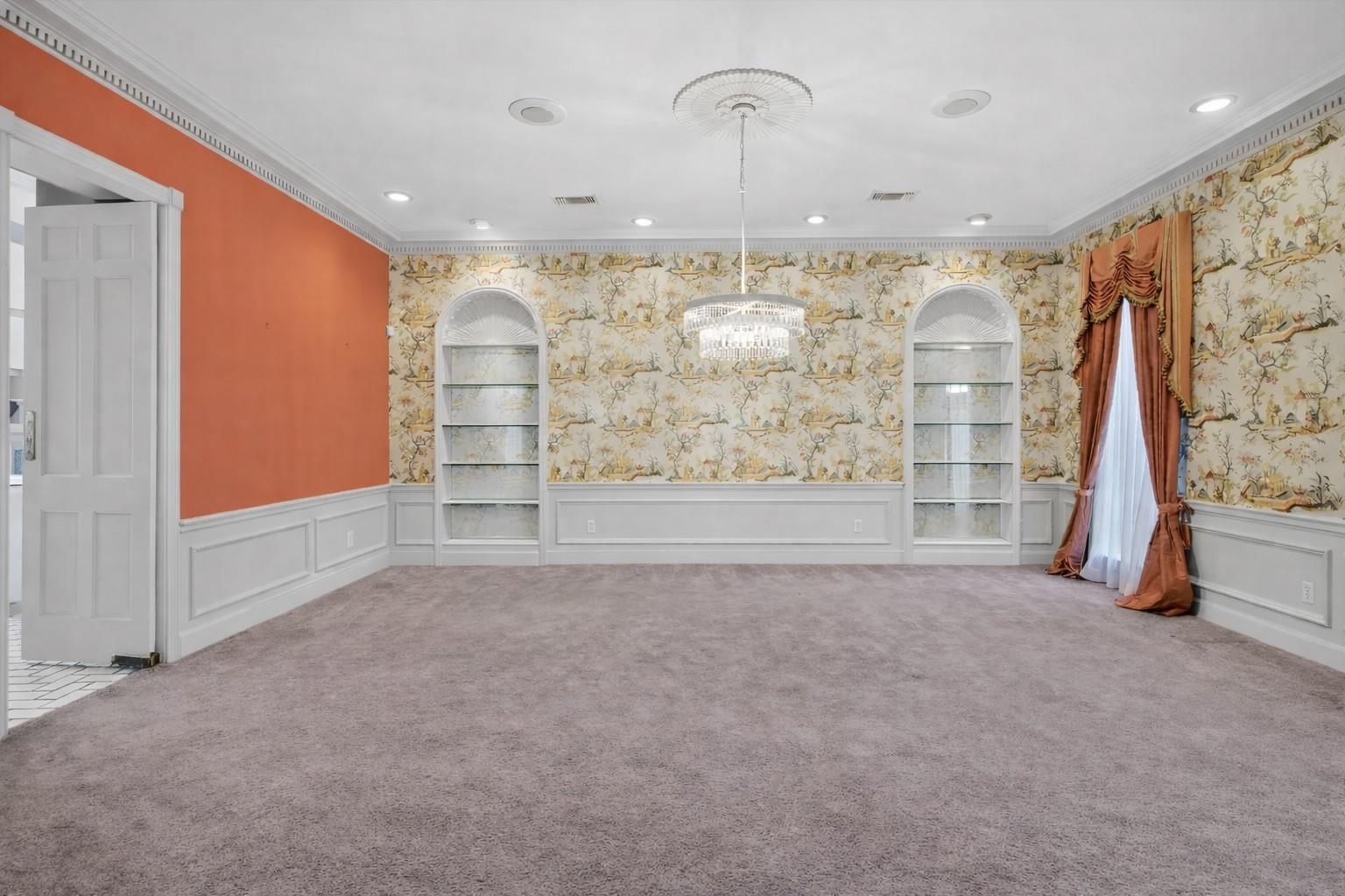 901 Longmire Road 54