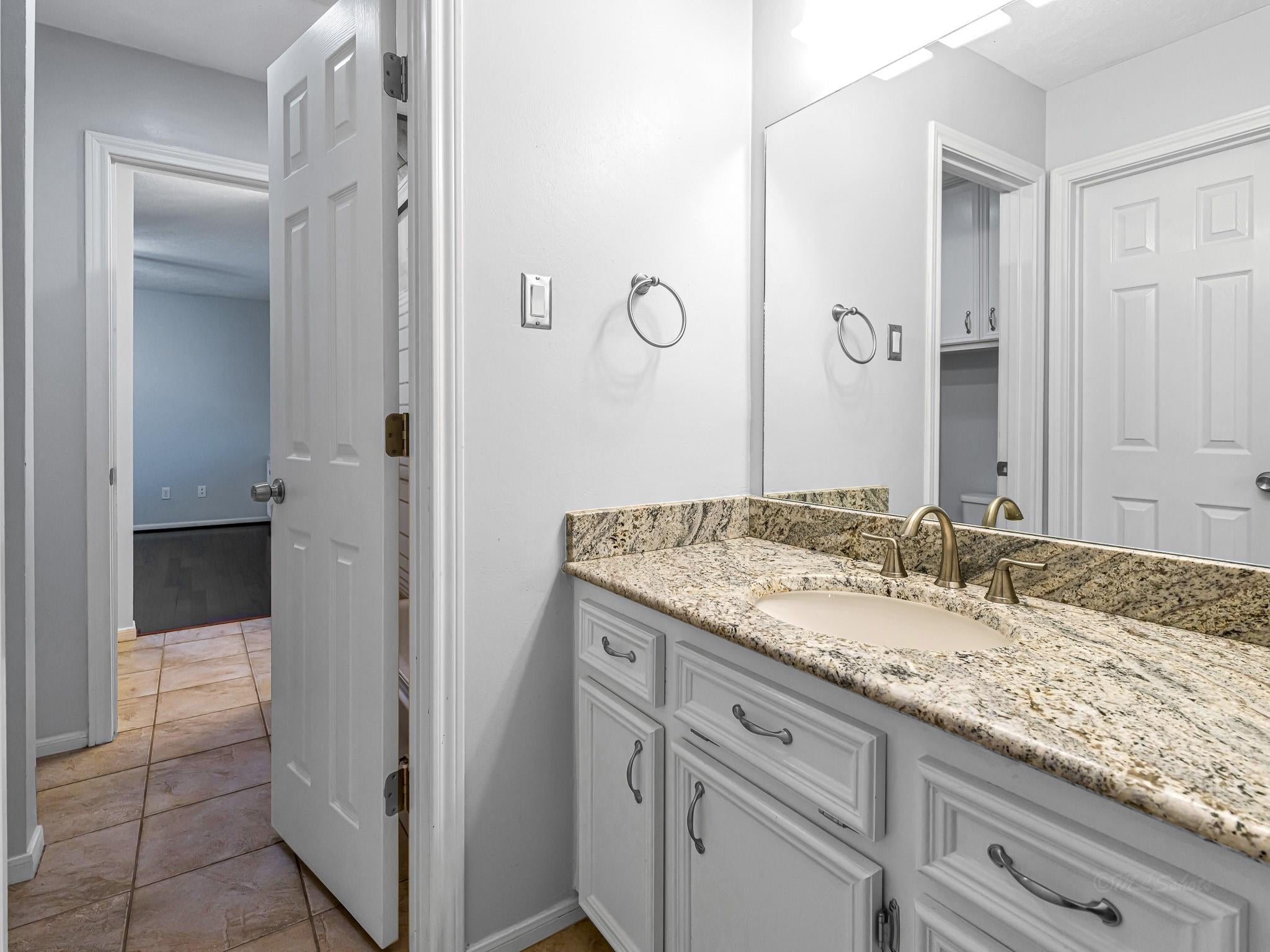 Katy, Texas, 77494, United States, 3 Bedrooms Bedrooms, ,4 BathroomsBathrooms,Residential,Active,2035079