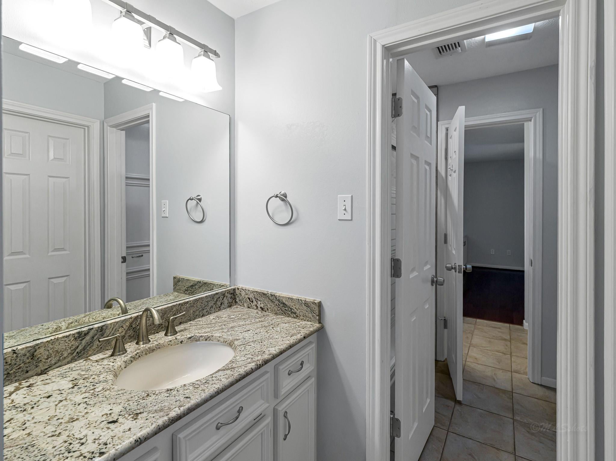 Katy, Texas, 77494, United States, 3 Bedrooms Bedrooms, ,4 BathroomsBathrooms,Residential,Active,2035079