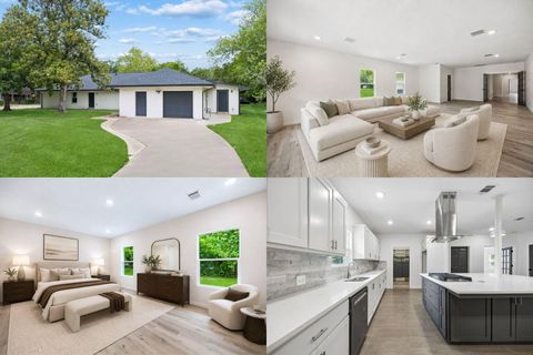 Photo of 711 W Sidnor Street, Alvin, TX 77511 (MLS # 78894835)