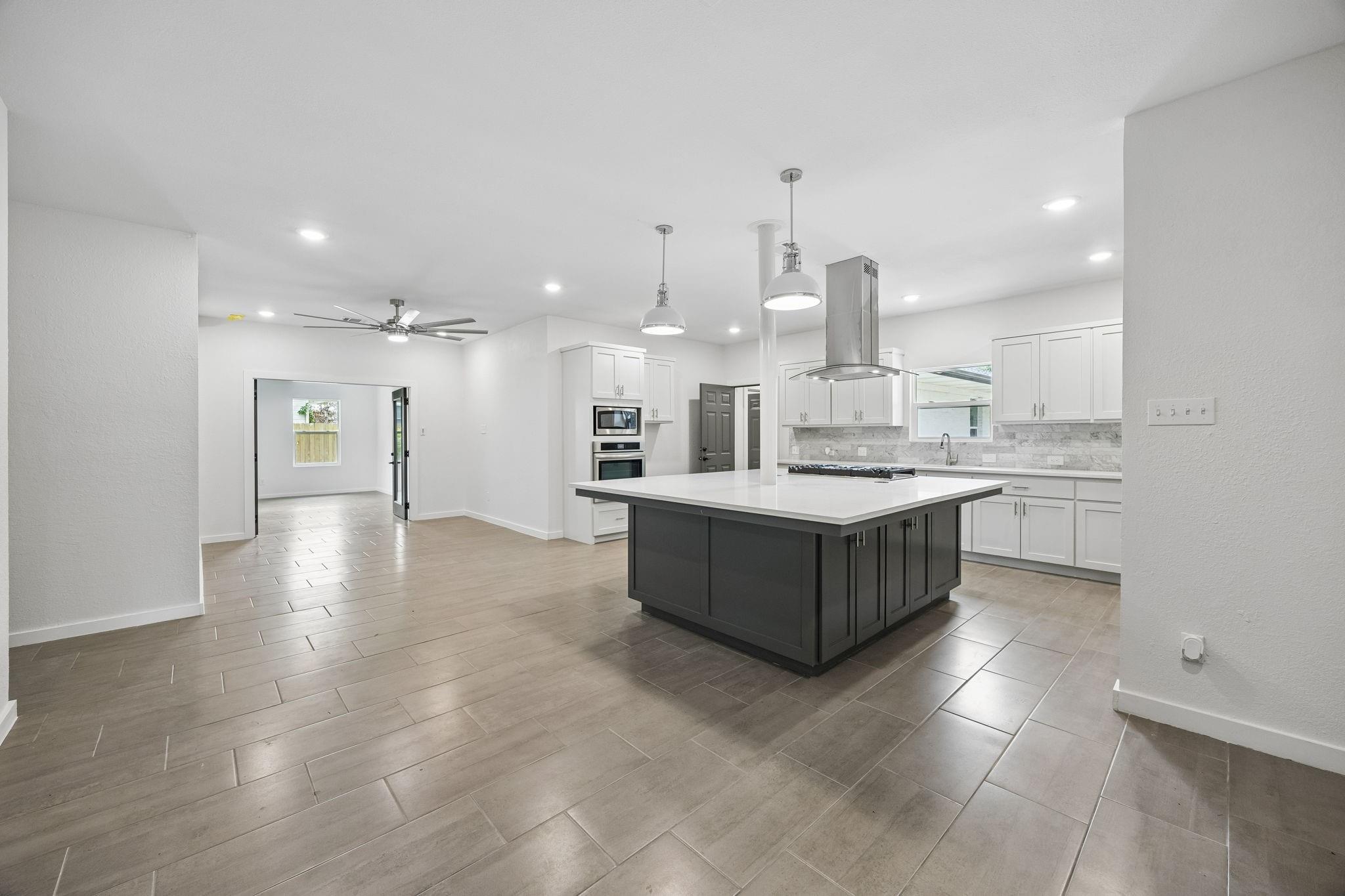 711 W Sidnor Street