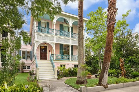 Photo of 1512 Ball, Galveston, TX 77550 (MLS # 19423861)