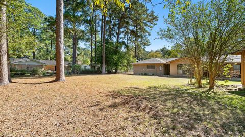 Tiny photo for 103 Almeda Street, Cleveland, TX 77327 (MLS # 66585955)