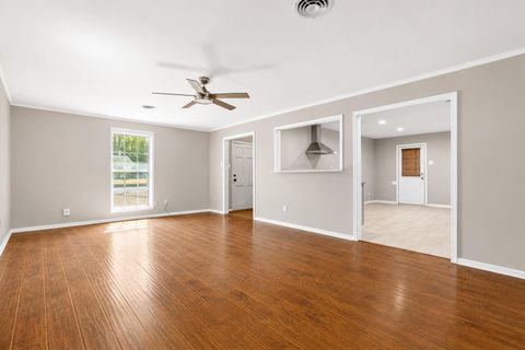 Tiny photo for 103 Almeda Street, Cleveland, TX 77327 (MLS # 66585955)
