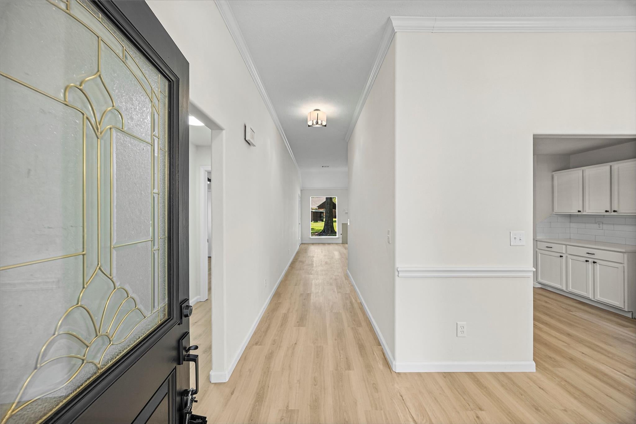 3115 Lake Breeze Lane
