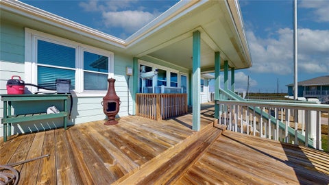Homes For Sale - 3199 Castle Drive<br/> Galveston County, Crystal Beach, TX 77650