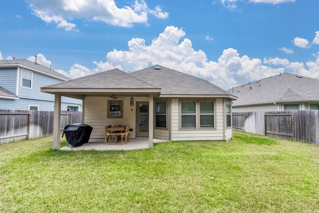Photo of 17568 Rosewood Manor Lane, New Caney, TX 77357 (MLS # 3675254)