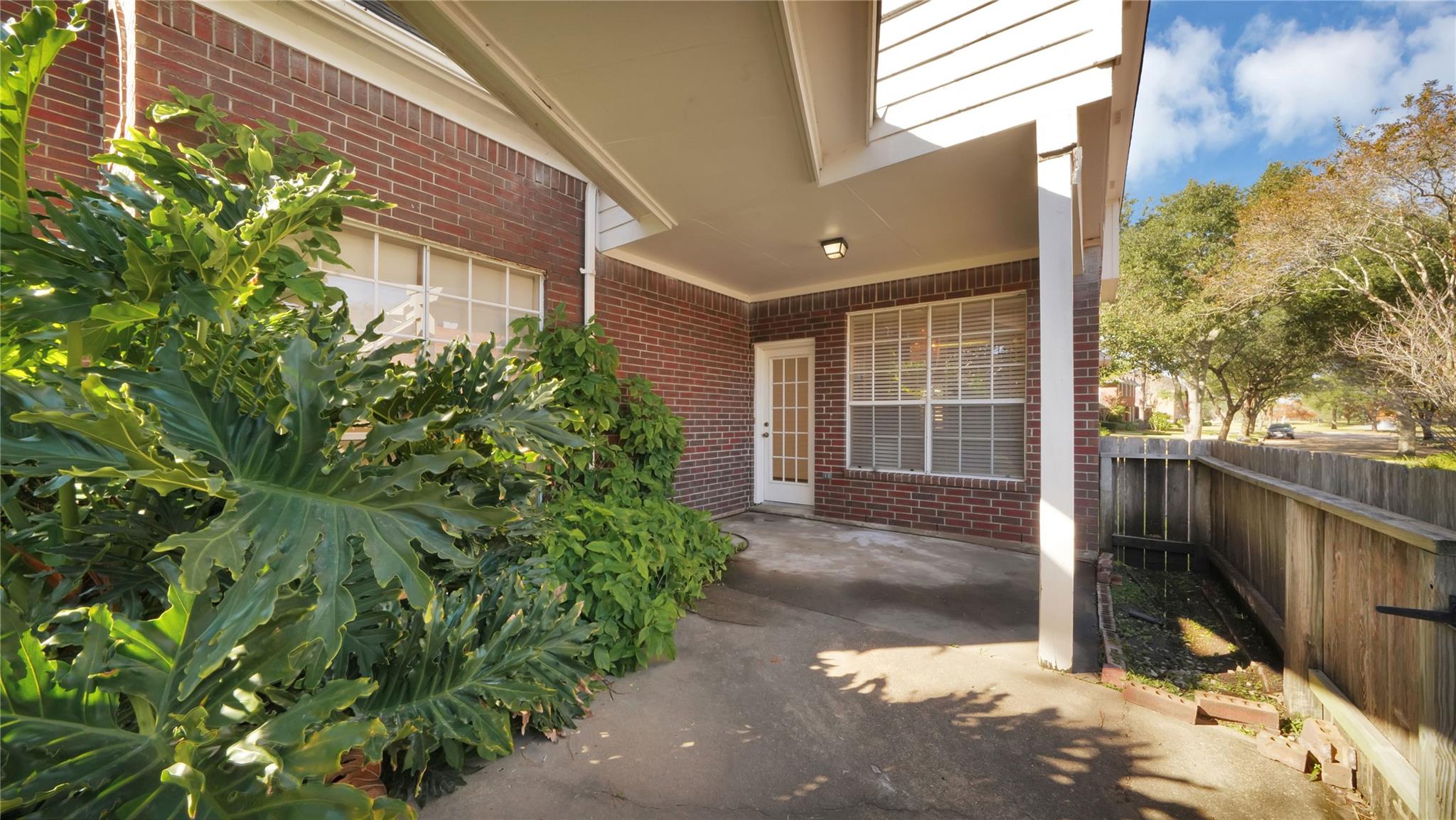 4622 Grand Cayman Drive