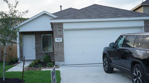 Photo of 5947 Hartside Farm Trail, Humble, TX 77338 (MLS # 84228547)