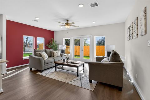 Photo of 9106 Highland Northern Way, Houston, TX 77088 (MLS # 33013988)