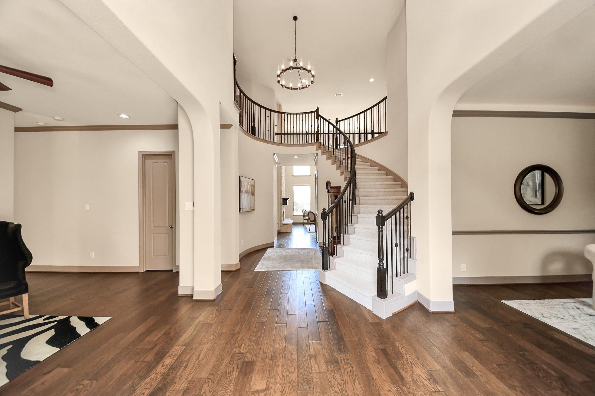 67 Azure Lake Court