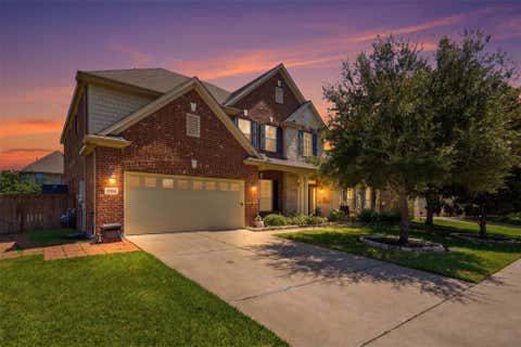 Homes For Sale - 27114 Mossy Canyon Lane<br/> Fort Bend County, Katy, TX 77494
