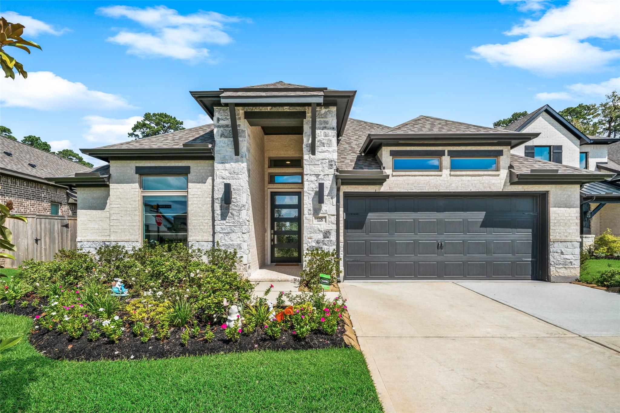 118 Sierra Stream Court