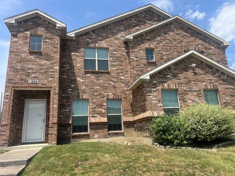 1925 Timber Oaks Drive Garland TX 75040