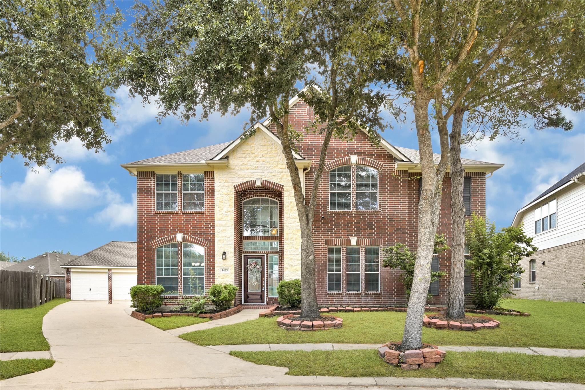 6103 Sebastian Hill