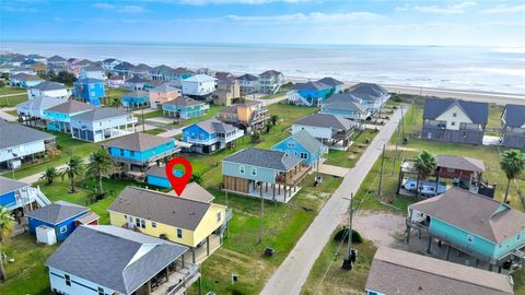 Photo of 906 Meynig Drive, Crystal Beach, TX 77650 (MLS # 33754854)