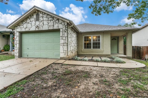 Photo of 6743 Badger Pass DR, San Antonio, TX 78239 (MLS # 45711832)