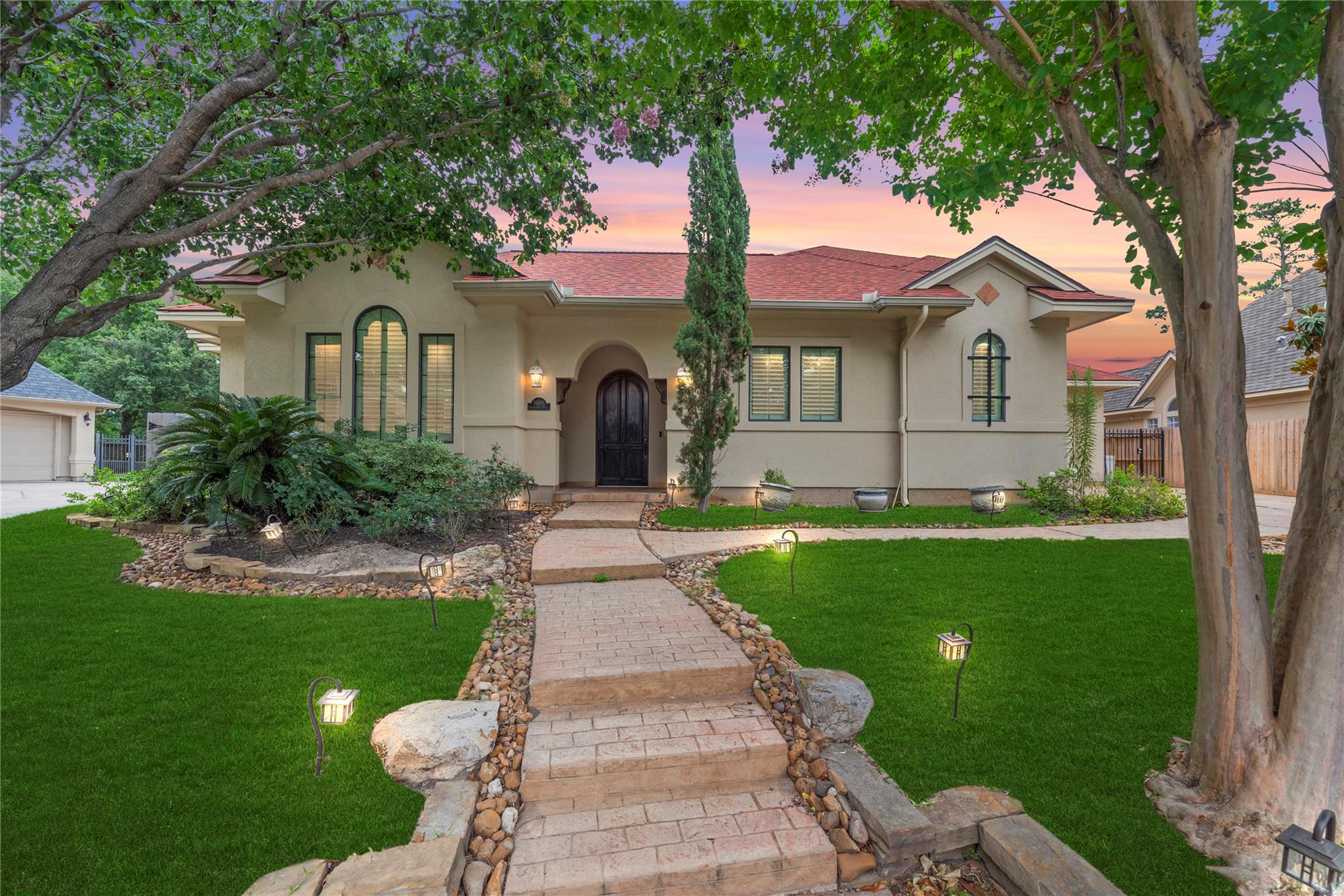 16610 Champagne Falls Court