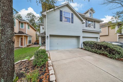 Photo of 35 Ledgestone Place, The Woodlands, TX 77382 (MLS # 97238537)