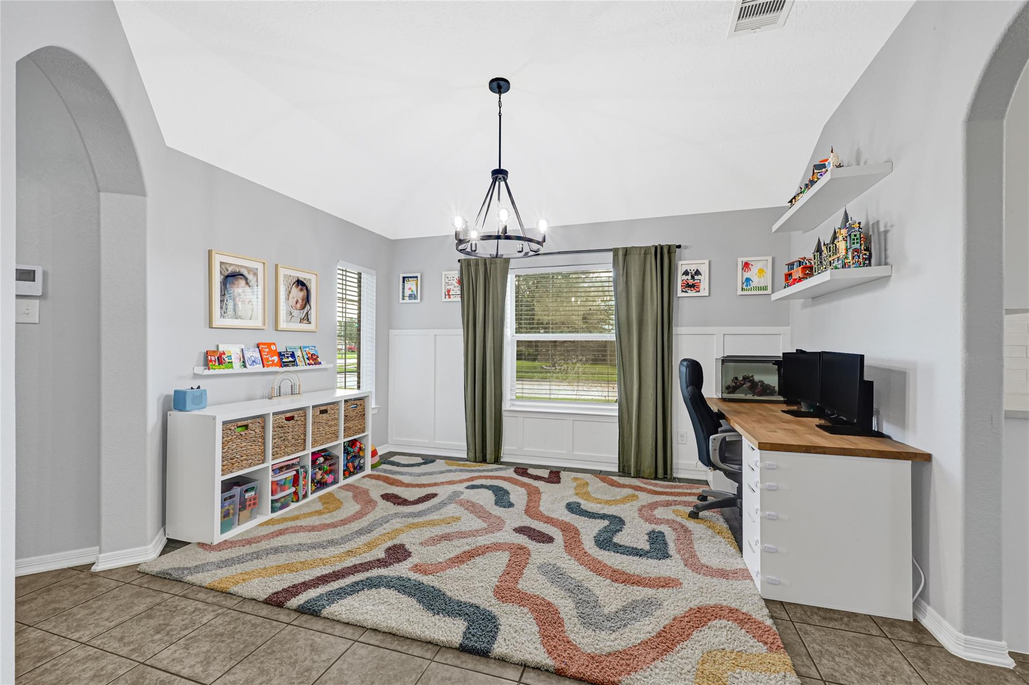 9135 Creekside Drive