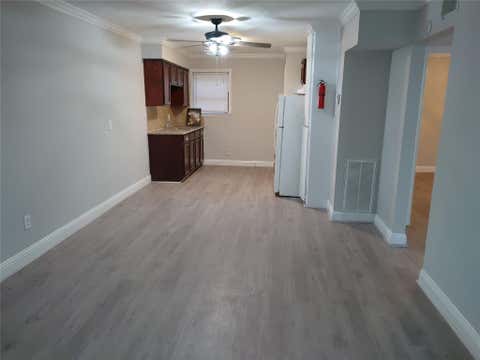 Apartment For Rent - 6204 Culberson Street #12<br/> Houston, TX 77021