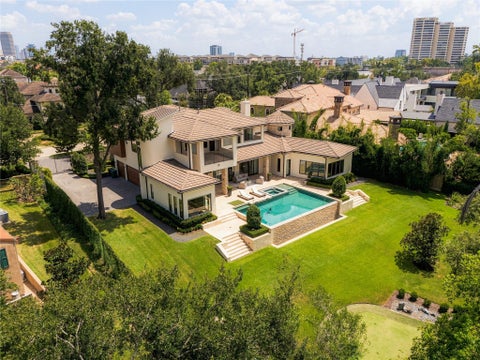Photo of 309 Glenwood Drive, Houston, TX 77007 (MLS # 10296080)