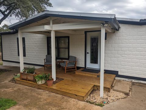Photo of 820 Bonita Drive, Blanco, TX 78606 (MLS # 73339113)