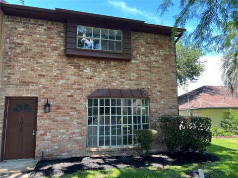 Photo of 7012 Jetty Lane, Houston, TX 77072 (MLS # 10988830)