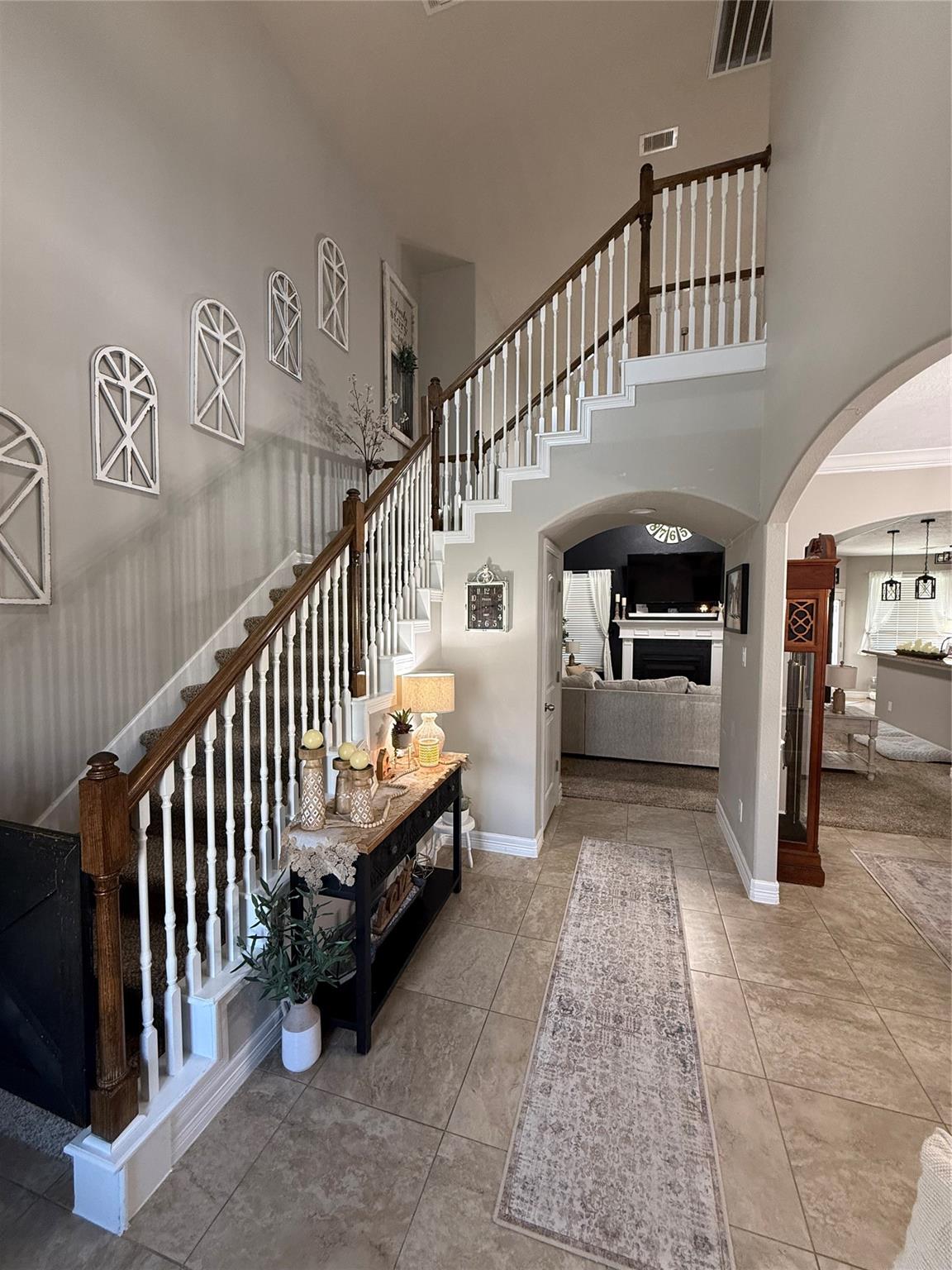 14038 Belmont Circle