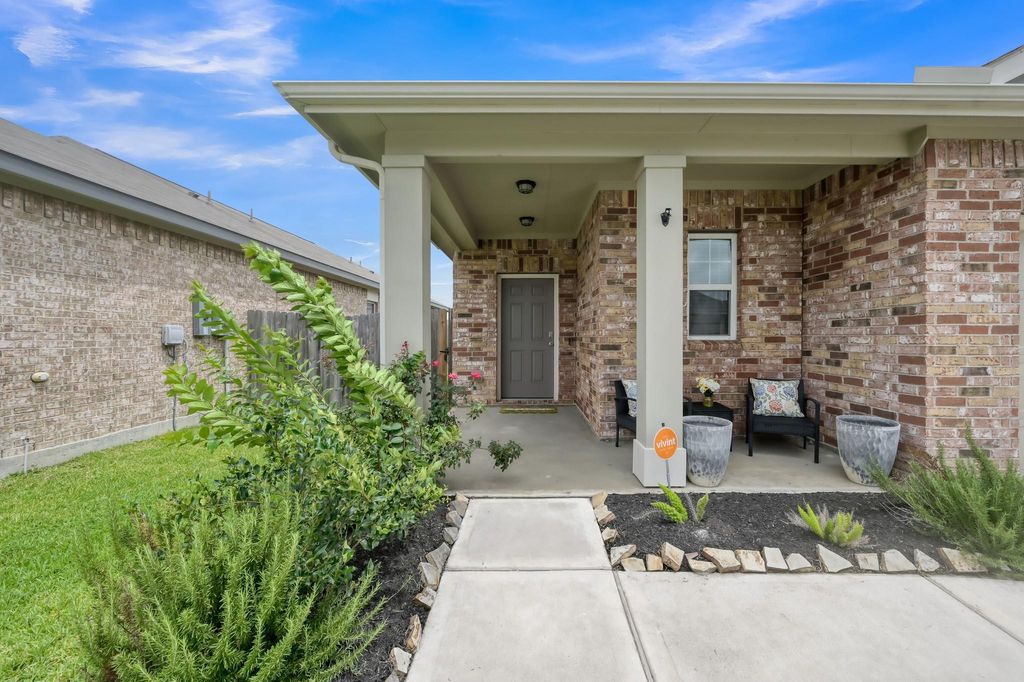 Photo of 13419 Harrow Park Lane, Houston, TX 77049 (MLS # 34577061)