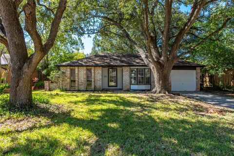 Photo of 502 Bellmar Lane, Friendswood, TX 77546 (MLS # 65210517)