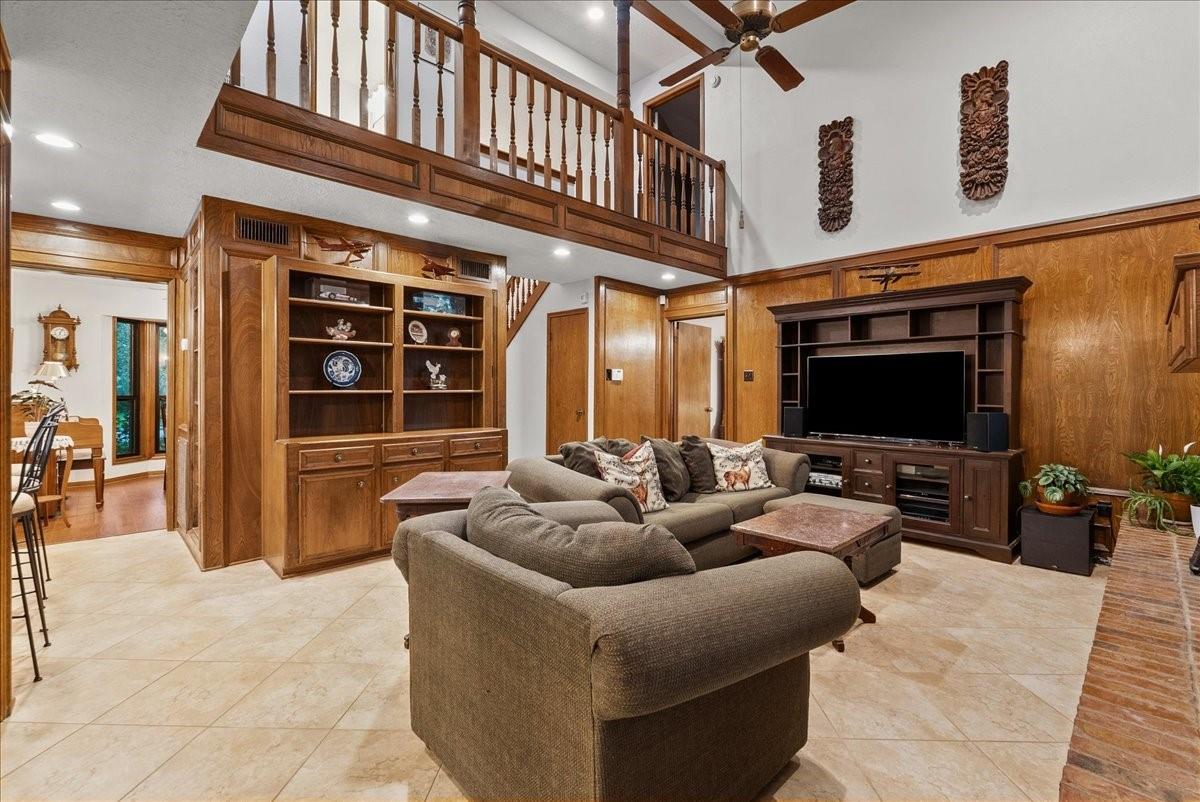 1810 Hunt Drive