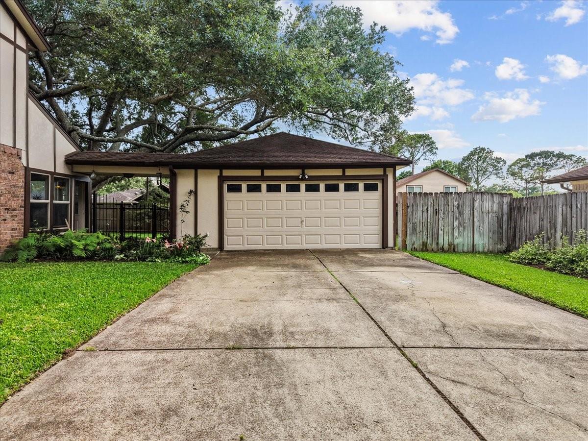 1810 Hunt Drive