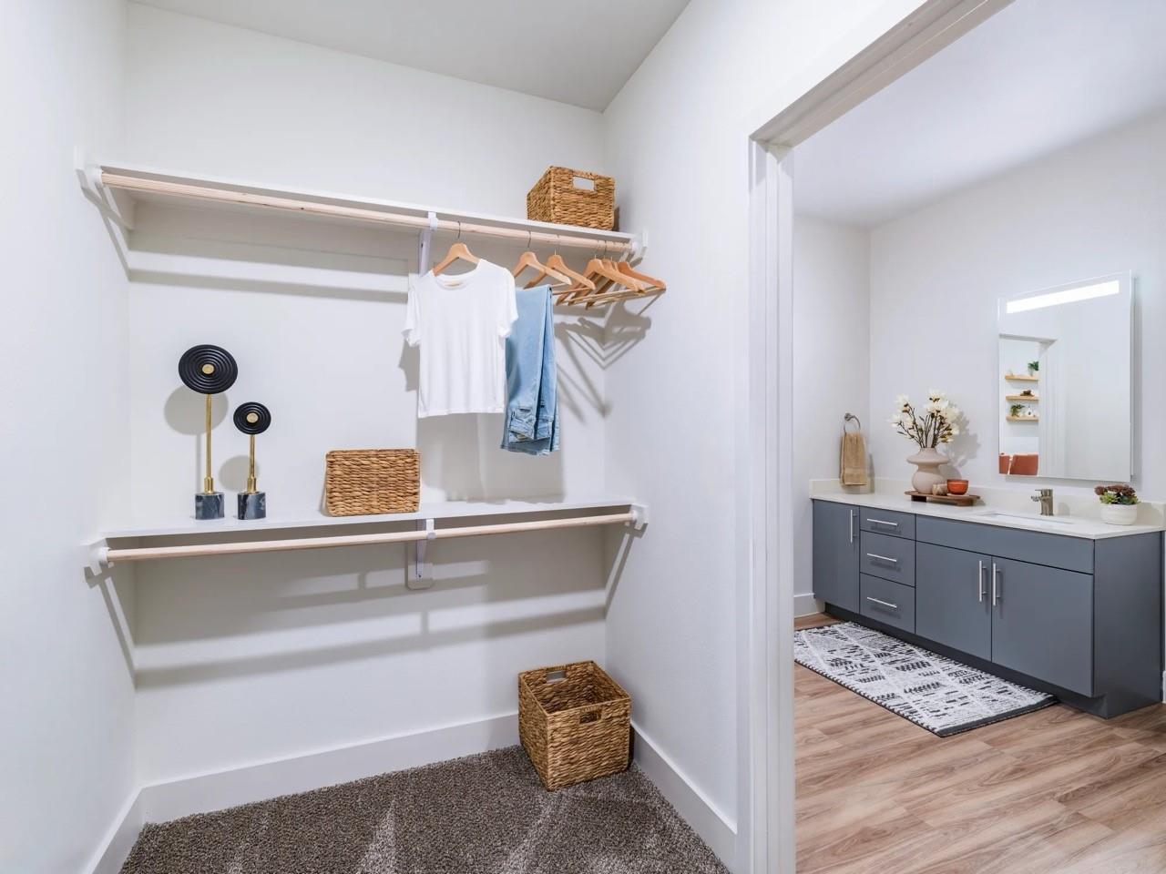 641 W Crosstimbers Street A0.217