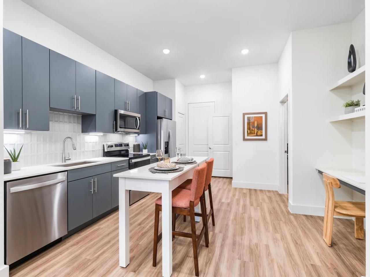 641 W Crosstimbers Street A0.217