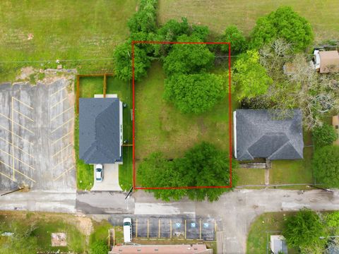 Vacant Land For Sale - 1314 Washington Street<br/> Brenham, TX 77833