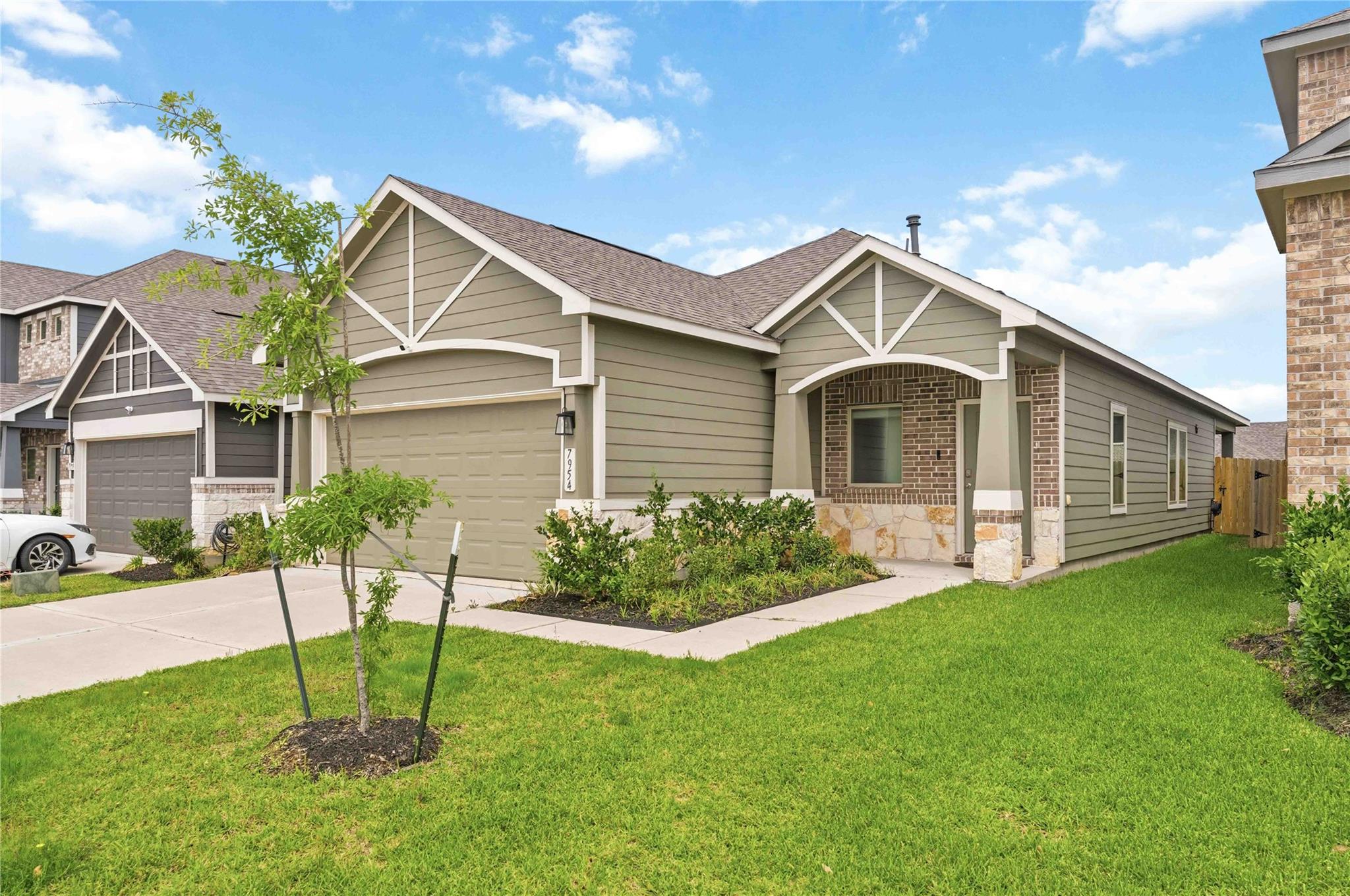 7954 Cypress Country Drive