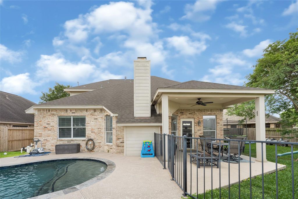 Photo of 4250 Applerock Drive, Baytown, TX 77521 (MLS # 30568551)